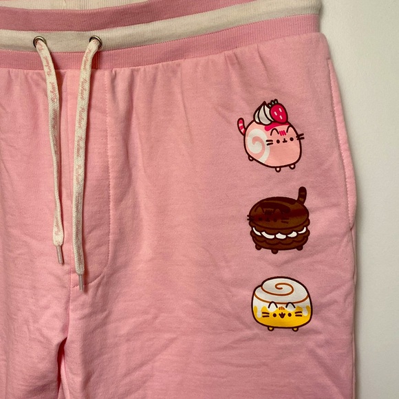 Pusheen pastry themed pink joggers size XL - Picture 2 of 7